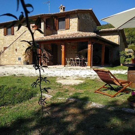 Agriturismo Casa Del Nonno Valfabbrica Exteriér fotografie