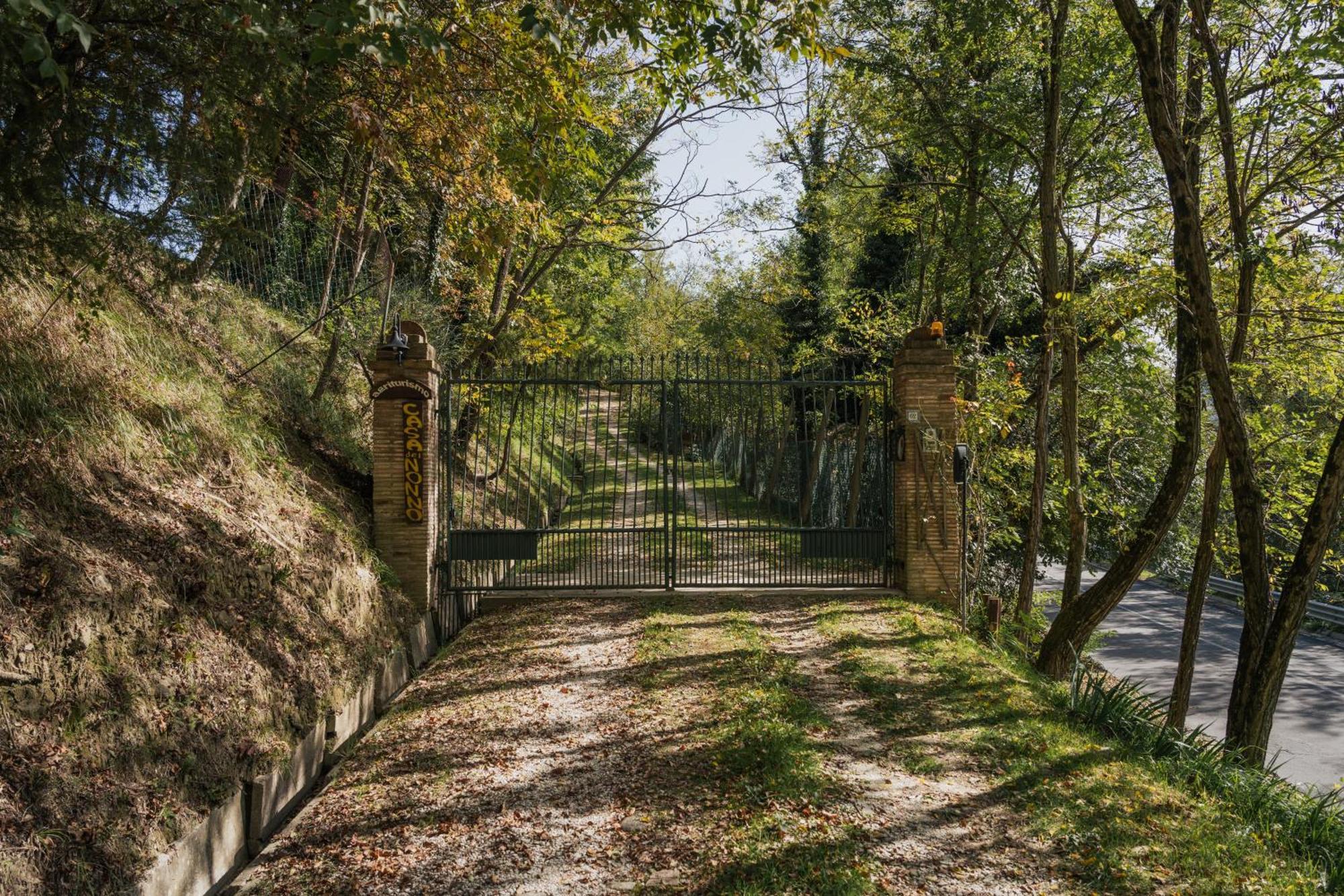 Agriturismo Casa Del Nonno Valfabbrica Exteriér fotografie